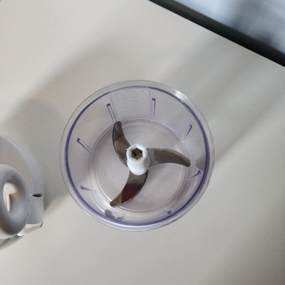 EUC Pampered Chef Manual Food Processor - Picture 6 of 8